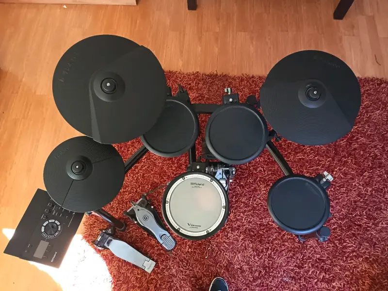 Batería Electrónica Roland TD 17-L + doble pedal - 4