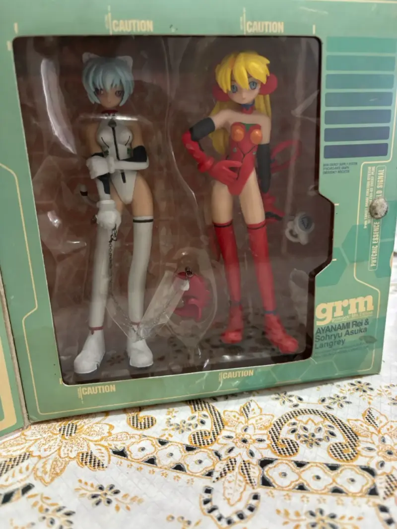 Figuras de Acción Ayanami Rei y Asuka Langley - 2