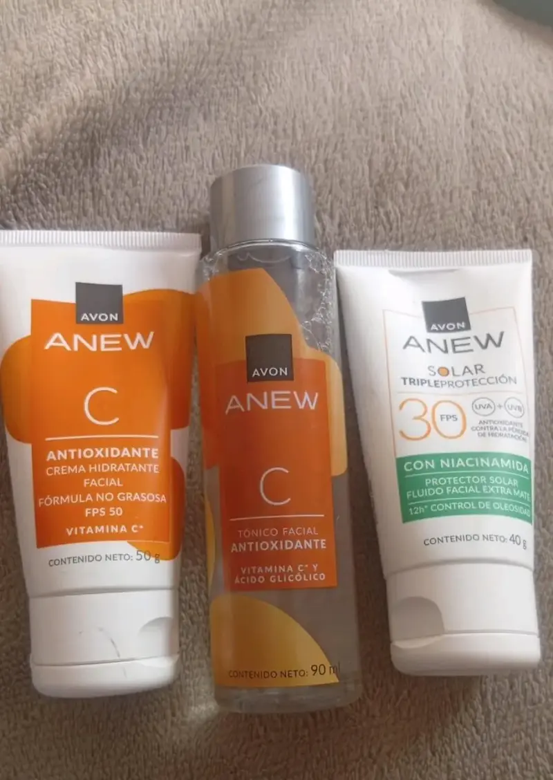 Set de cuidado facial Avon Anew con vitamina C
