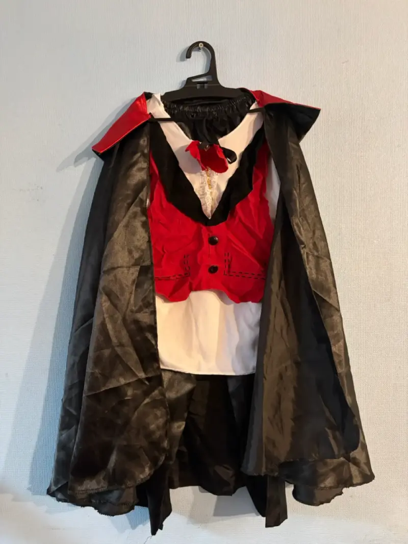 Disfraz de vampiro para niño con capa talla 8