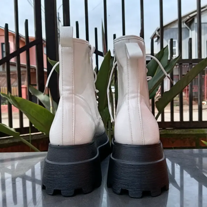 Botas blancas de plataforma MD Shoes - 2