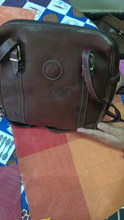 Cartera de cuero negra AomiQi elegante - miniatura 2