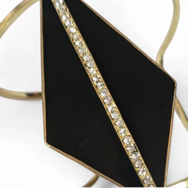 Brazalete de Antebrazo Dorado con Rombo Negro - 3