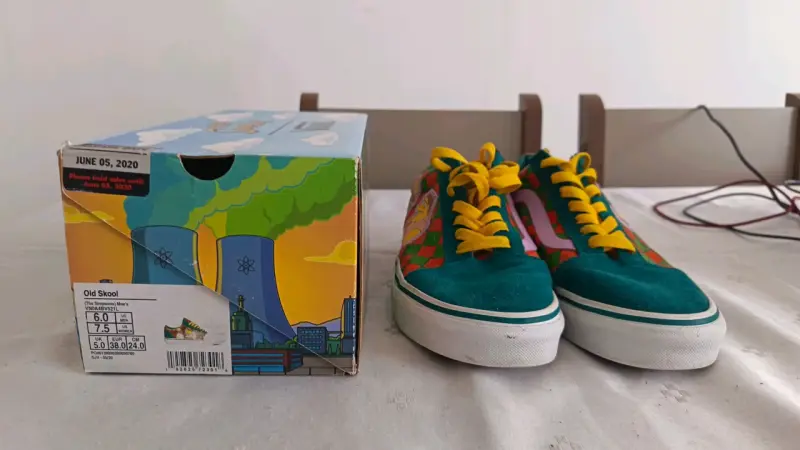 Zapatillas Vans The Simpsons Old Skool edición ltd - 3