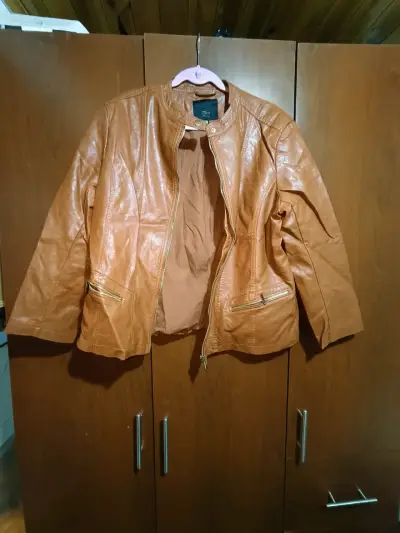 Chaqueta de cuero marrón para mujer - miniatura 1