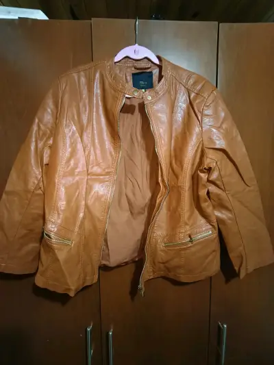 Chaqueta de cuero marrón para mujer - miniatura 2
