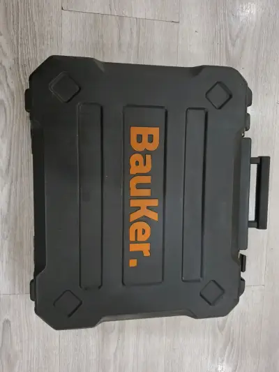 Taladro percutor Bauker con accesorios en maletín - miniatura 4