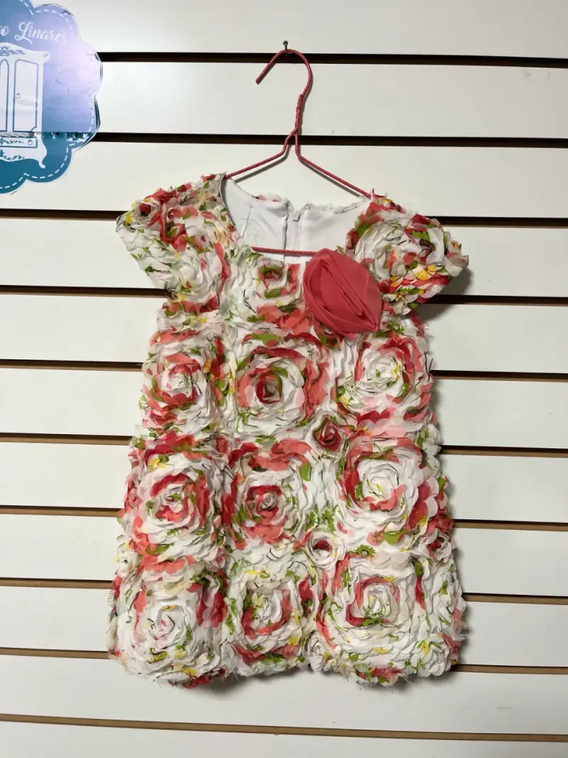 Vestido de bebé con diseño floral en relieve - 2