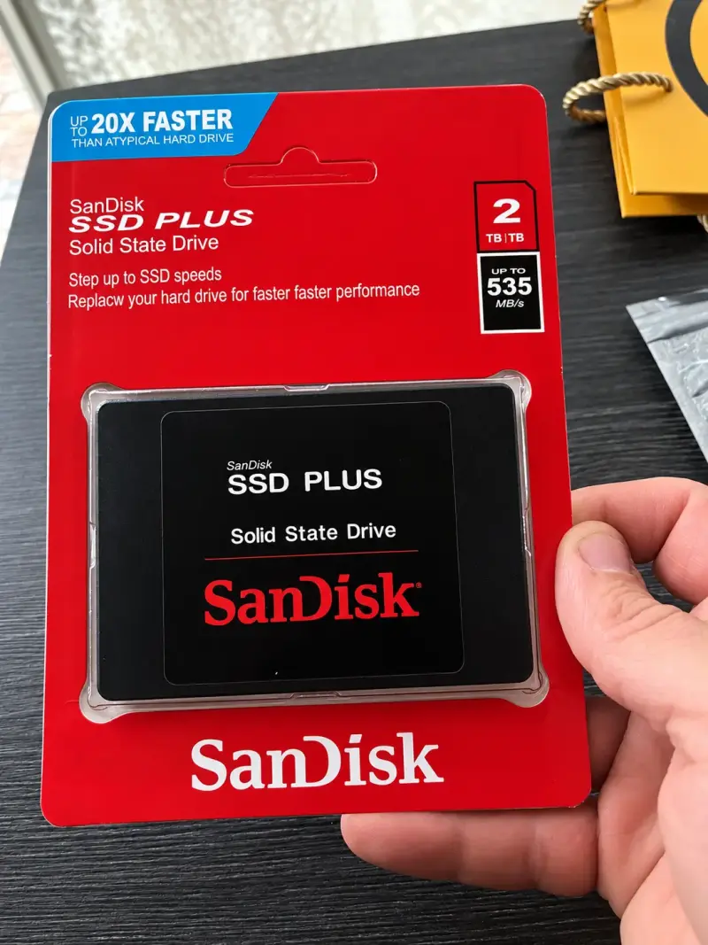 Disco SSD SanDisk Plus 2TB 535MB/s - 1