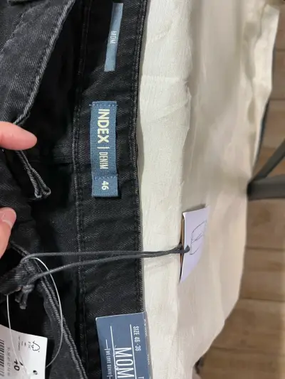 Jeans negros mom fit Index talla 46 - miniatura 3
