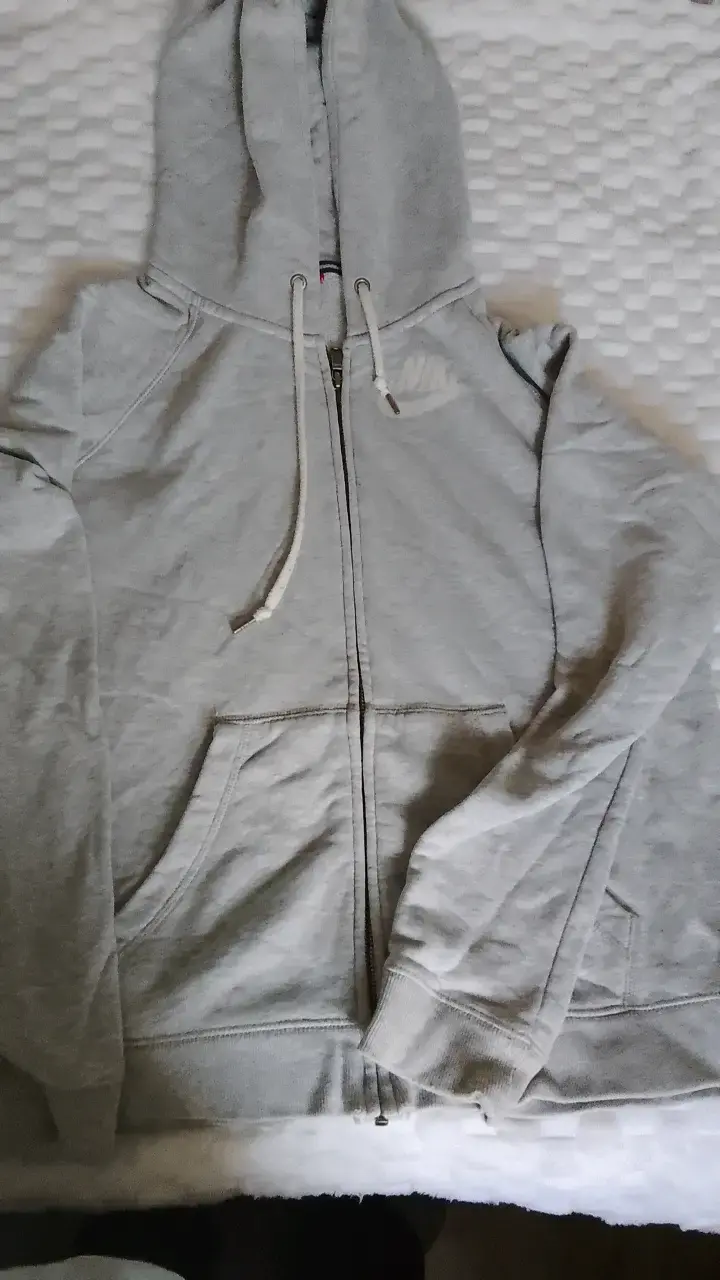 Polerón con capucha gris Nike talla M - 1