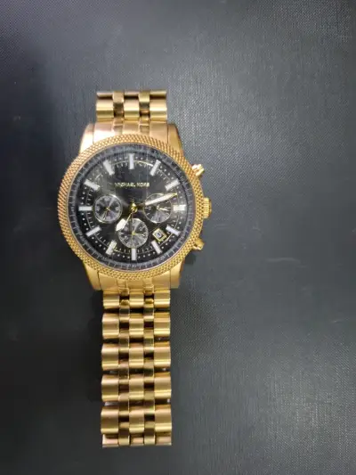 Reloj dorado Michael Kors cronógrafo elegante - miniatura 2