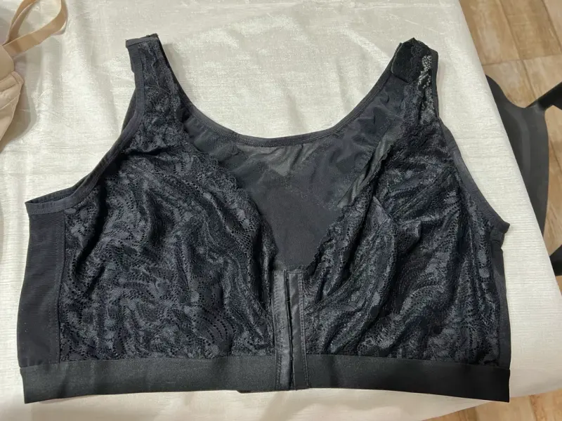 Sostén de encaje beige y negro para mujer - 4