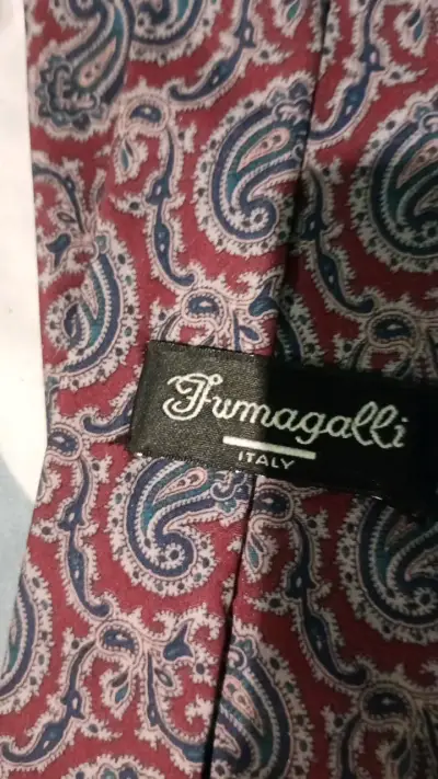 Corbata elegante azul con diseño dorado - miniatura 2