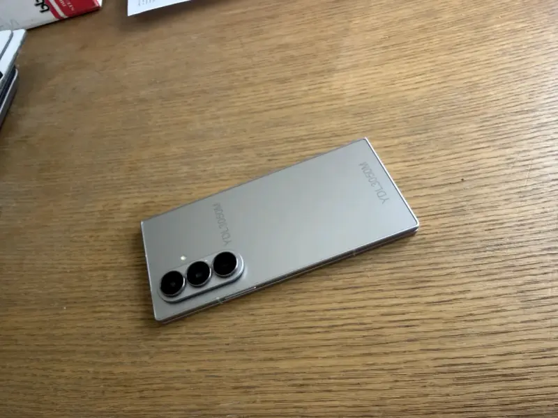 Samsung Galaxy Z Fold 7 - 4