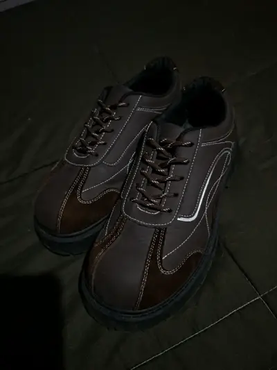 Zapatos estilo Británico - miniatura 1