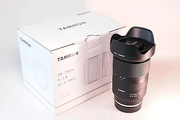 Lente Tamron 28-75mm f/2.8 Di III RXD para Sony - 1
