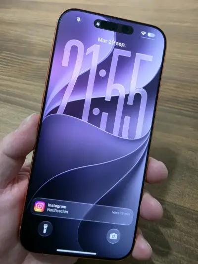 iPhone 17 Pro Max 256GB en muy buen estado - miniatura 1
