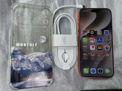 iPhone 17 Pro Max 256GB en muy buen estado - miniatura 4