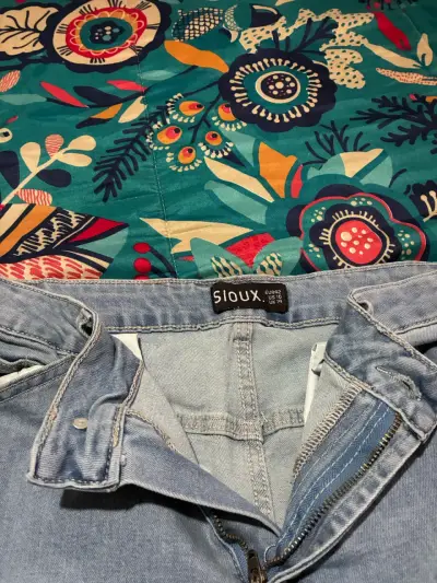 Pantalones cargo de mezclilla azul claro - miniatura 3