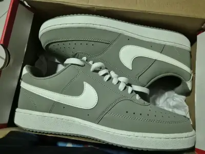 Zapatillas deportivas Nike verdes para hombre - miniatura 2