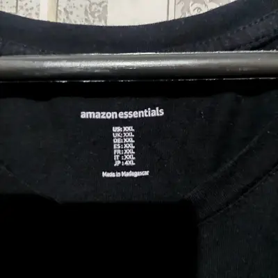 Polera negra Amazon Essentials talla XXL - miniatura 2