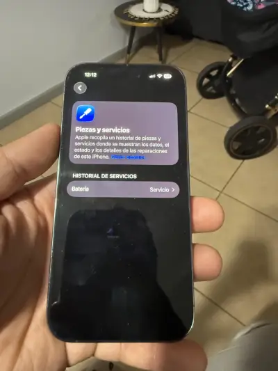 iPhone 14 Pro Max en buen estado - miniatura 1