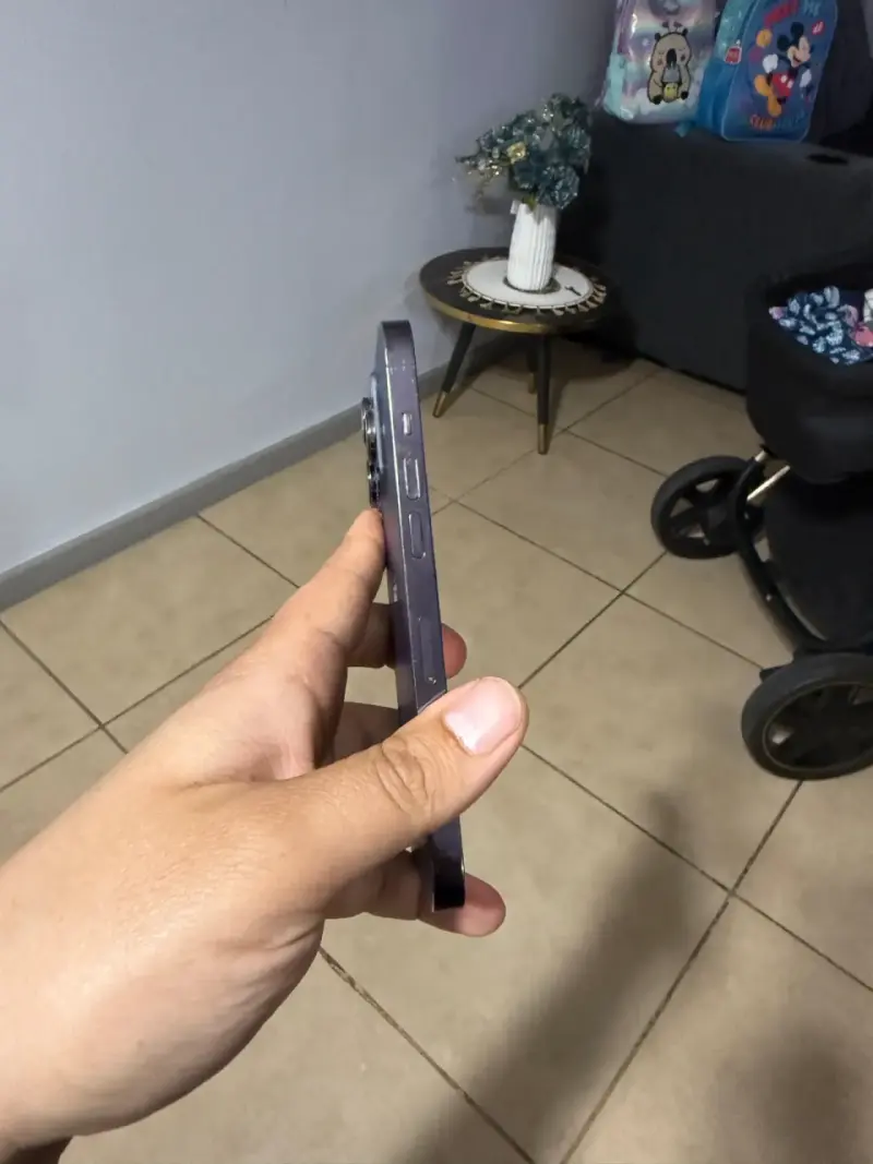 iPhone 14 Pro Max en buen estado - 2