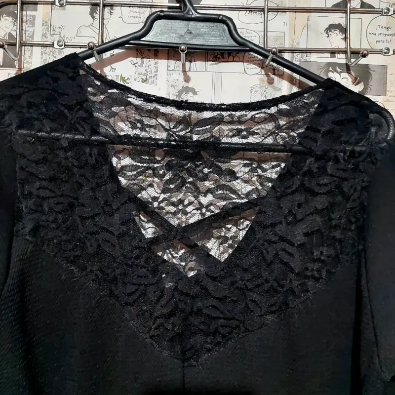 Vestido negro con encaje y manga corta 2XL - 3