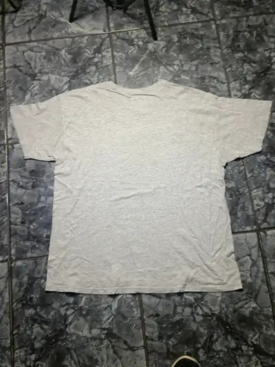 Polera Ecko Unltd gris con logo estampado - miniatura 2