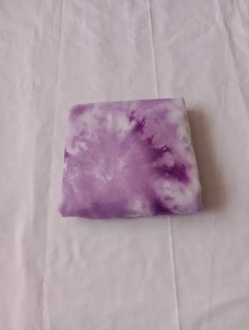 Polerón con capucha tie-dye morado - 4