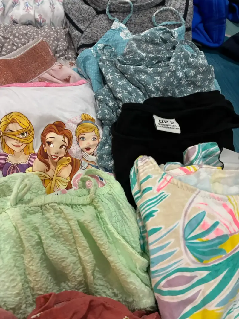 Lote vestidos infantiles H&M y más - 5