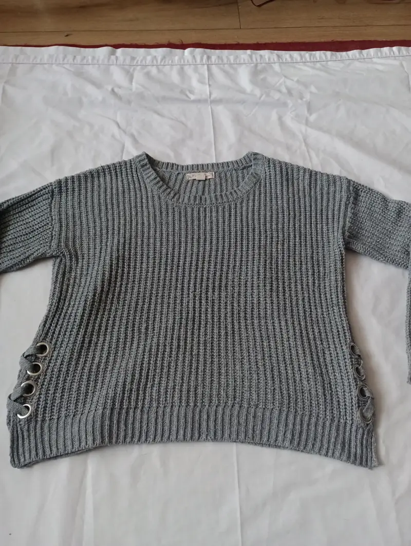 Suéter gris para mujer - 2