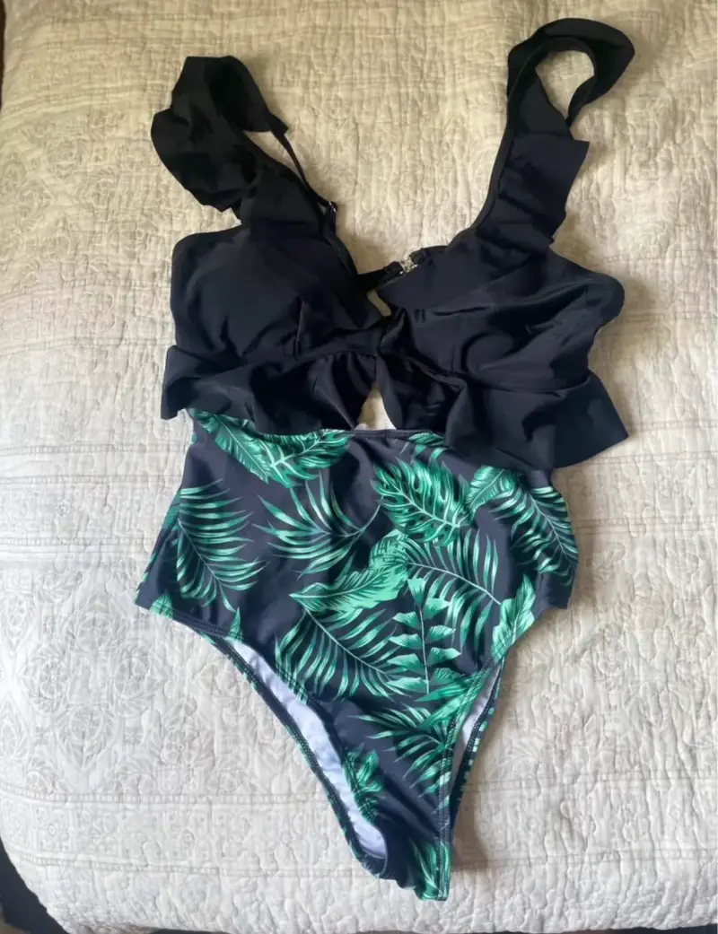 Traje de baño con volantes SHEIN talla L - 4