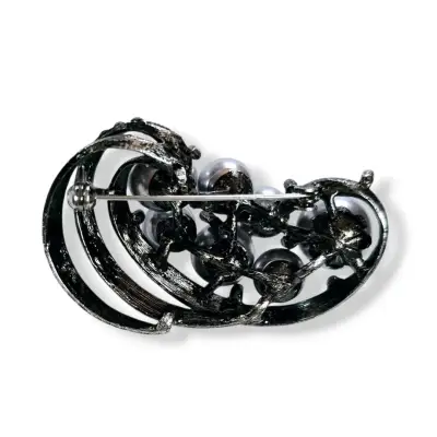 Broche elegante con perlas plateadas - miniatura 2
