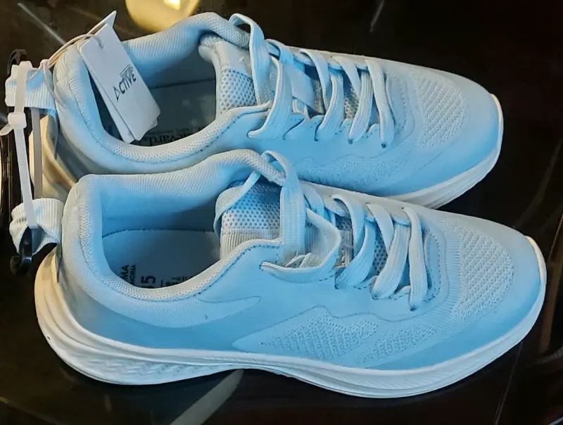Zapatillas deportivas celestes con espuma de memoria - 2