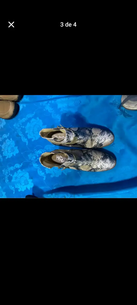 Botines de tacón con estampado de serpiente - 2