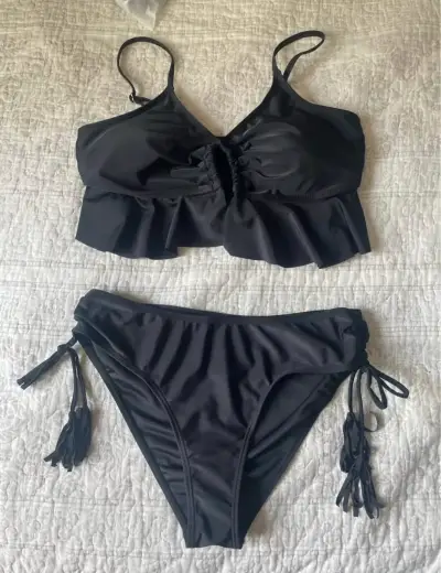 Traje de baño negro con volantes SHEIN talla L - miniatura 5