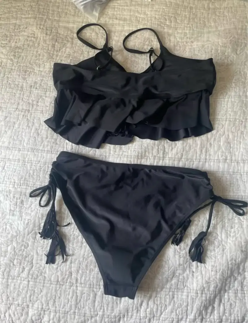 Traje de baño negro con volantes SHEIN talla L - 6