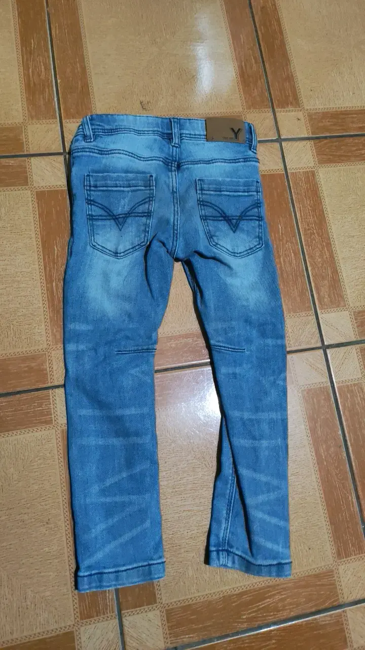 Jeans azules desgastados para niño - 2
