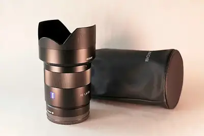 Lente Sony FE 55mm F1.8 ZA con Estuche - miniatura 4