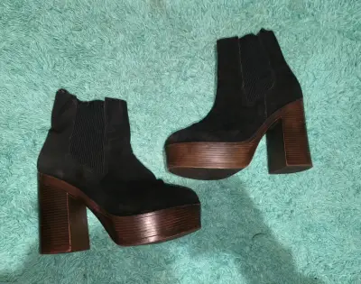 Botines de tacón alto negros de gamuza - miniatura 2