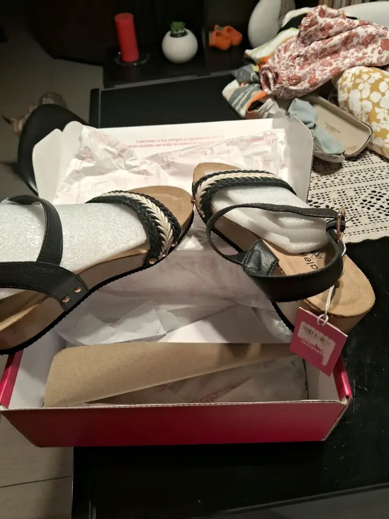 Sandalias Negras Azaleia Modelo Candida Talla 38 - 2