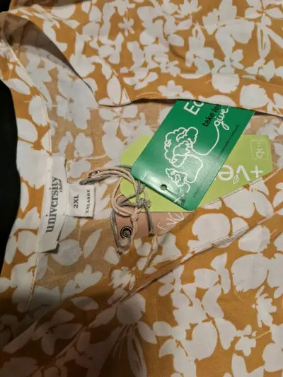 Blusa estampada floral amarilla talla 2XL - miniatura 2