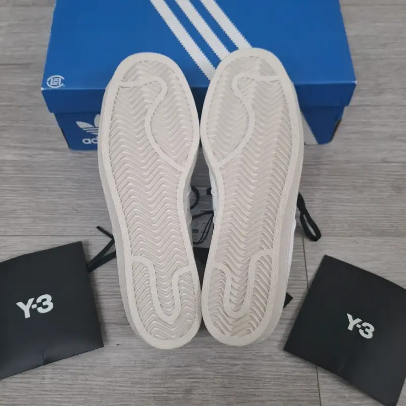 Zapatillas Adidas Y-3 Superstar blancas - 6