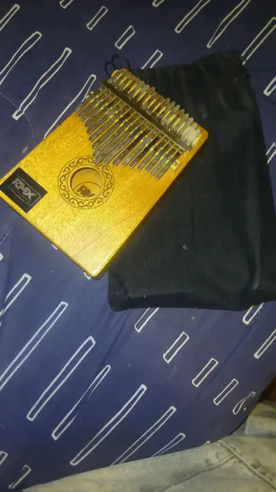 Kalimba de Madera RMX 17 Llaves - miniatura 3