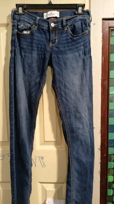 Jeans de mujer Hollister azul oscuro - miniatura 1
