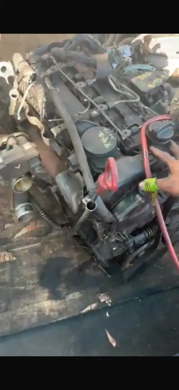 Motor diésel usado en buen estado - 2