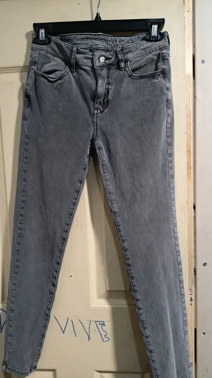 Jeans gris American Eagle super stretch - 1