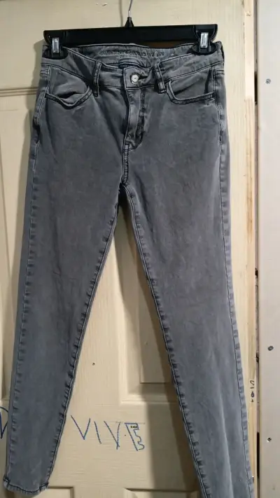 Jeans gris American Eagle super stretch - miniatura 1